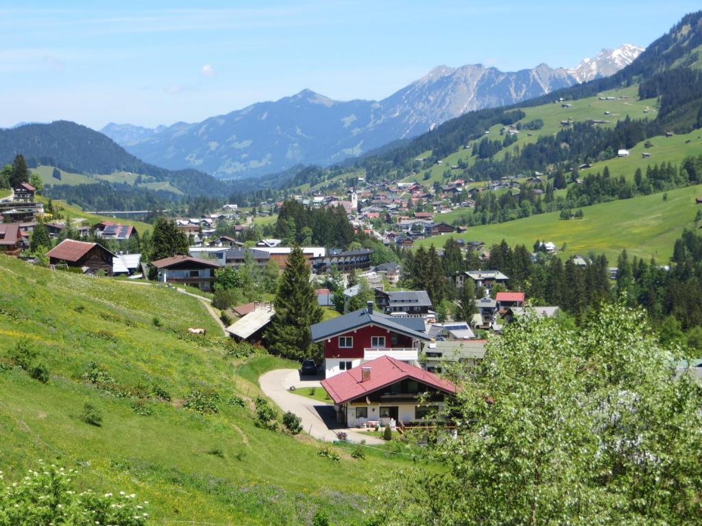 Ferienwohnung Gästehaus am Berg Hirschegg  Exterior foto